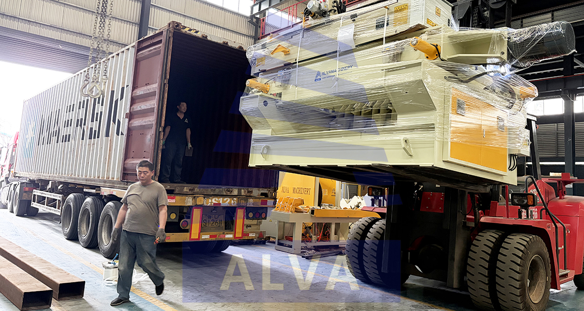 Complete Veneer Peeling Production Line For Europe