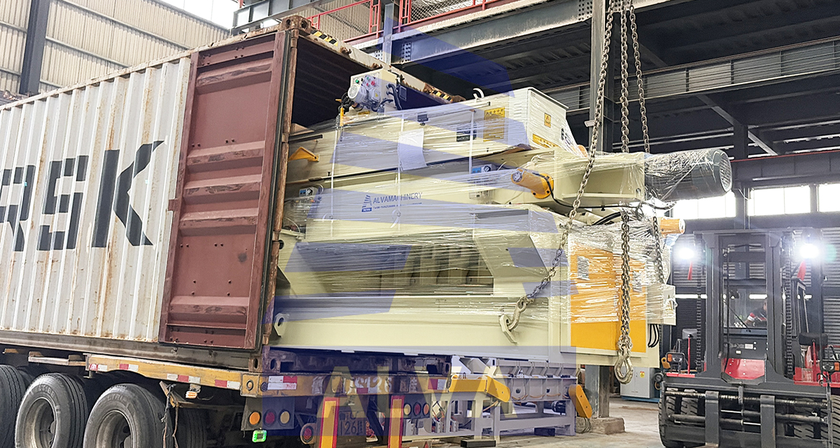 Complete Veneer Peeling Production Line For Europe
