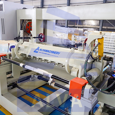 Rotary Veneer Peeling Machine