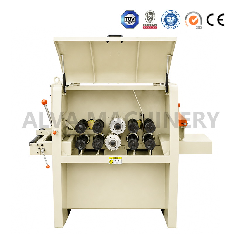 Multi-blade Saw for Square Timber