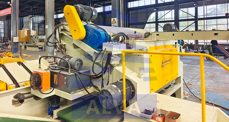 Log Debarking Machine.jpg