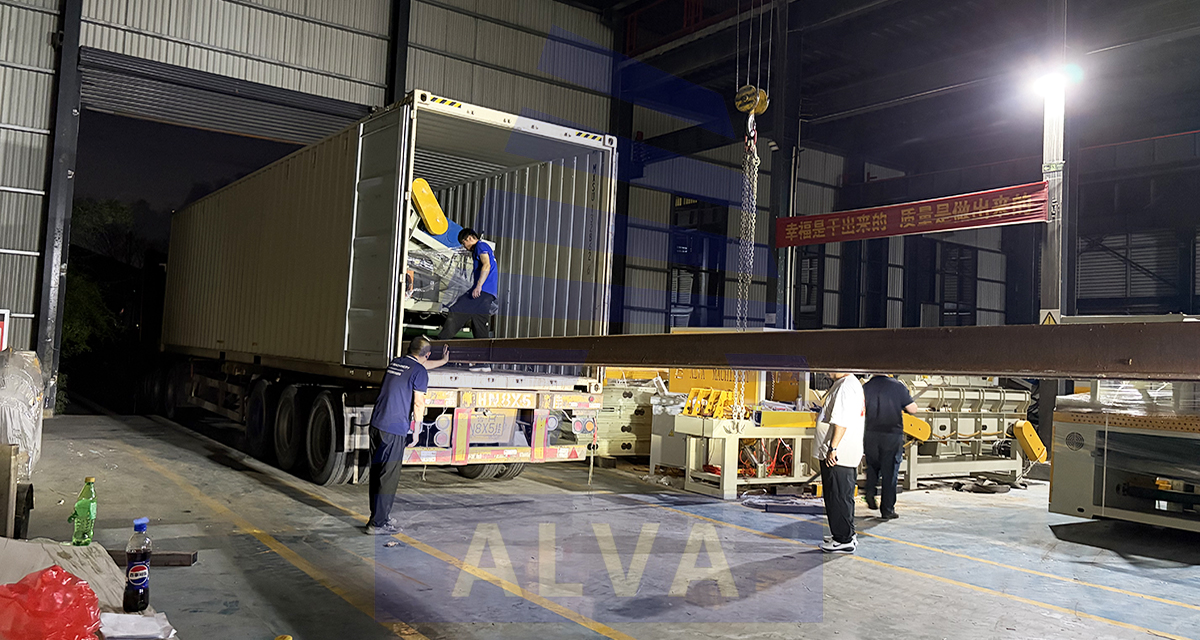 Wood veneer production equipment